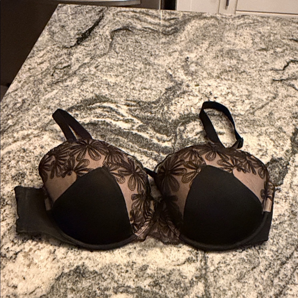 Adore Me Black Floral Lace Bra